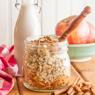 Apple-Cinnamon Overnight Oats and Spiralize It Release Day